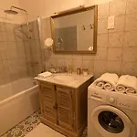 Mana - Mahana Avec Vue Superbe Sur La Place Ducale Et Parking Privé Inclus Charleville-Mézières