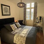 Mana - Mahana Avec Vue Superbe Sur La Place Ducale Et Parking Privé Inclus Apartamento *