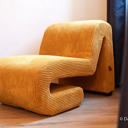 Mana - Mahana Avec Vue Superbe Sur La Place Ducale Et Parking Prive Inclus Apartment