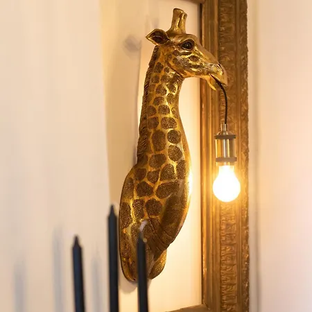 Mana - Mahana Avec Vue Superbe Sur La Place Ducale Et Parking Prive Inclus Apartment Charleville-Mézières